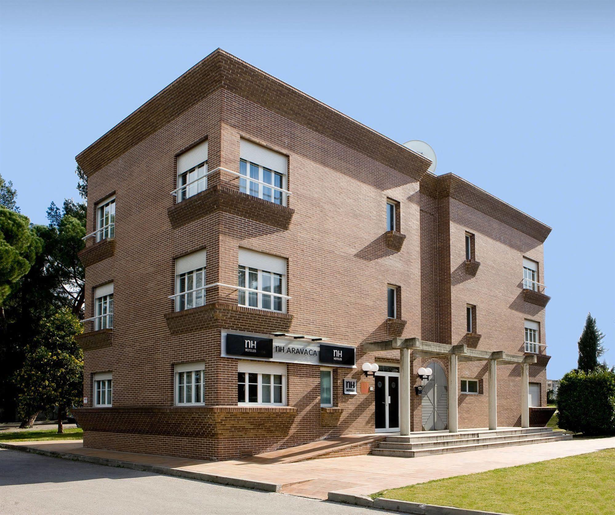 Th Aravaca Aparthotel Madrid Buitenkant foto