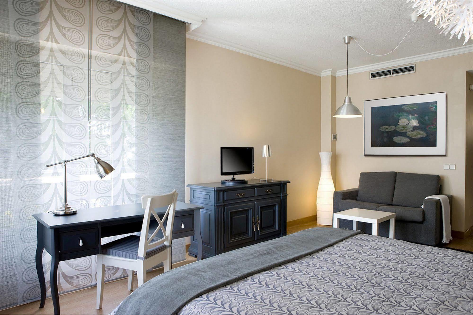 Th Aravaca Aparthotel Madrid Kamer foto